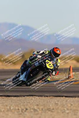 media/Jan-22-2023-CVMA (Sun) [[66d43cdebf]]/Race 17 Amateur Formula Open/